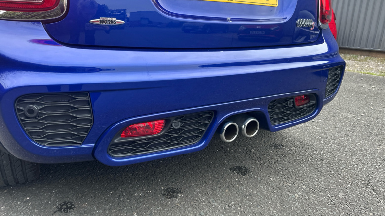 MINI Hatchback 2.0 Cooper S Sport II 5dr Auto Petrol Hatchback